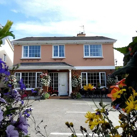 Bed and breakfast Cillcearn House 3*