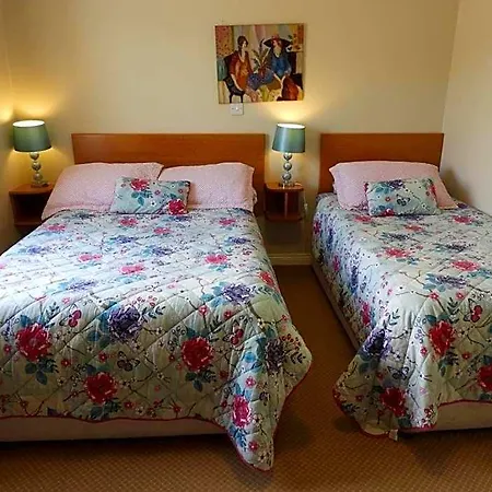 Bed & Breakfast Cillcearn House